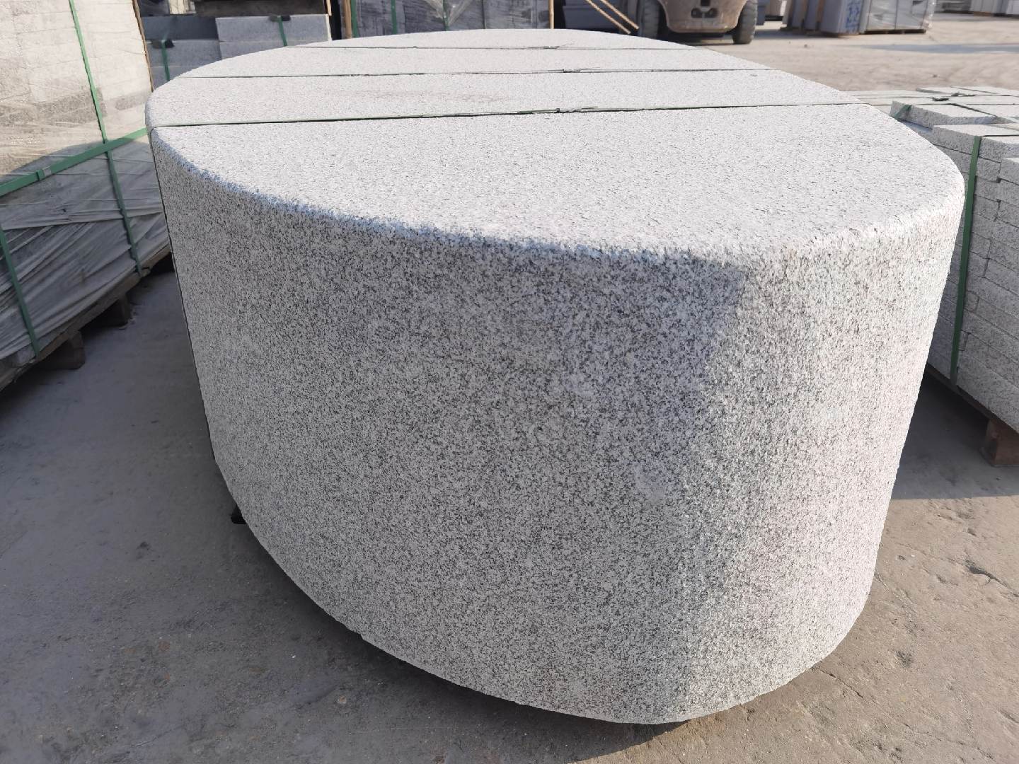 芝麻白花崗巖廠家是否提供排版編號服務？